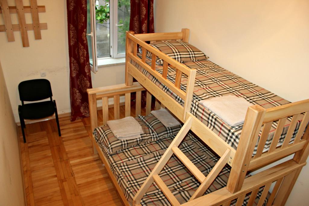 Hostel Bude Kutaisi Værelse billede