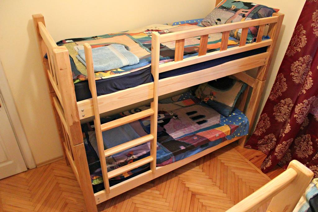 Hostel Bude Kutaisi Værelse billede