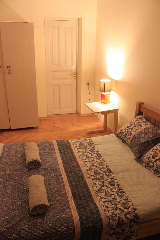 Hostel Bude Kutaisi Eksteriør billede